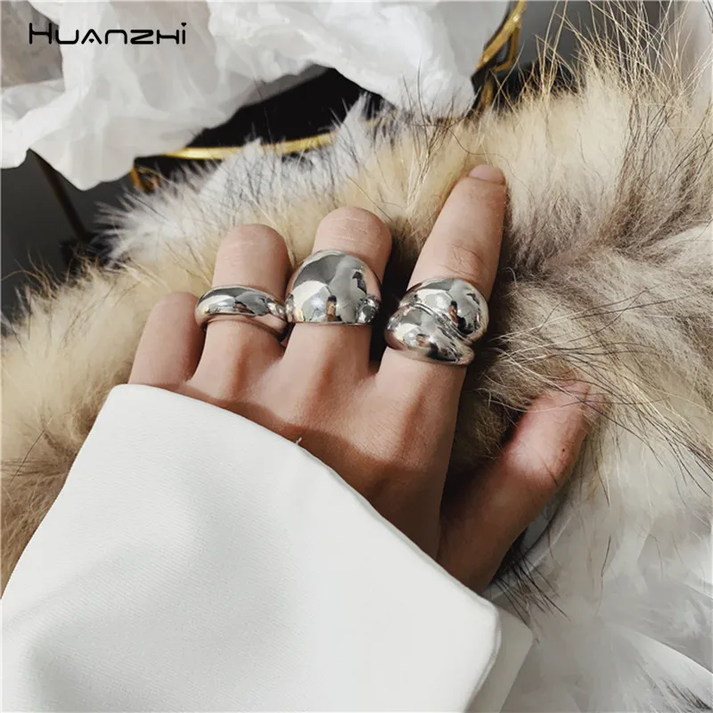 HUANZHI 2020 New Glossy Wide Version Gold Color Plated Exaggerated Metal Rings Open Adjustable Ring for Women Men Jewelry