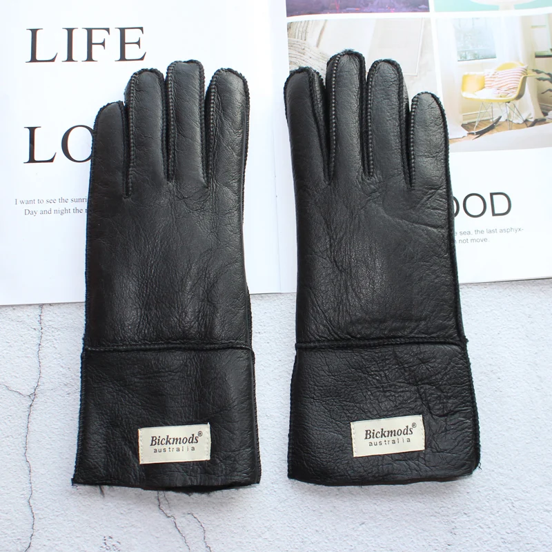 New women\'s fur all-in-one sheepskin gloves leather color warm winter wool lining wind and cold gloves