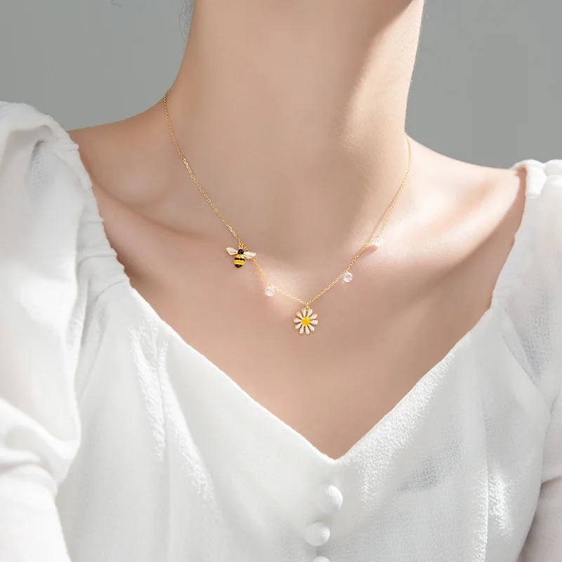 New Arrivals Sterling Silver 925 Bee Charm Necklaces for Women Wedding Jewelry Flower Pendant Long Statement Necklaces Gifts