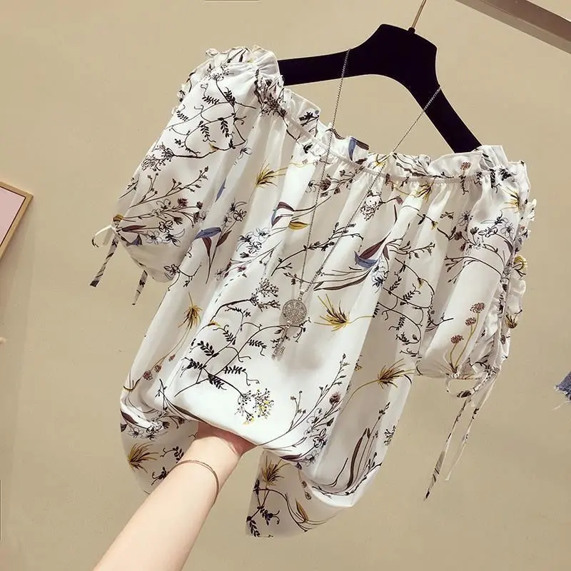 One-shoulder blouse women\'s short-sleeved summer 2023 new Korean version of loose and sweet leaky shoulder floral chiffon shirt