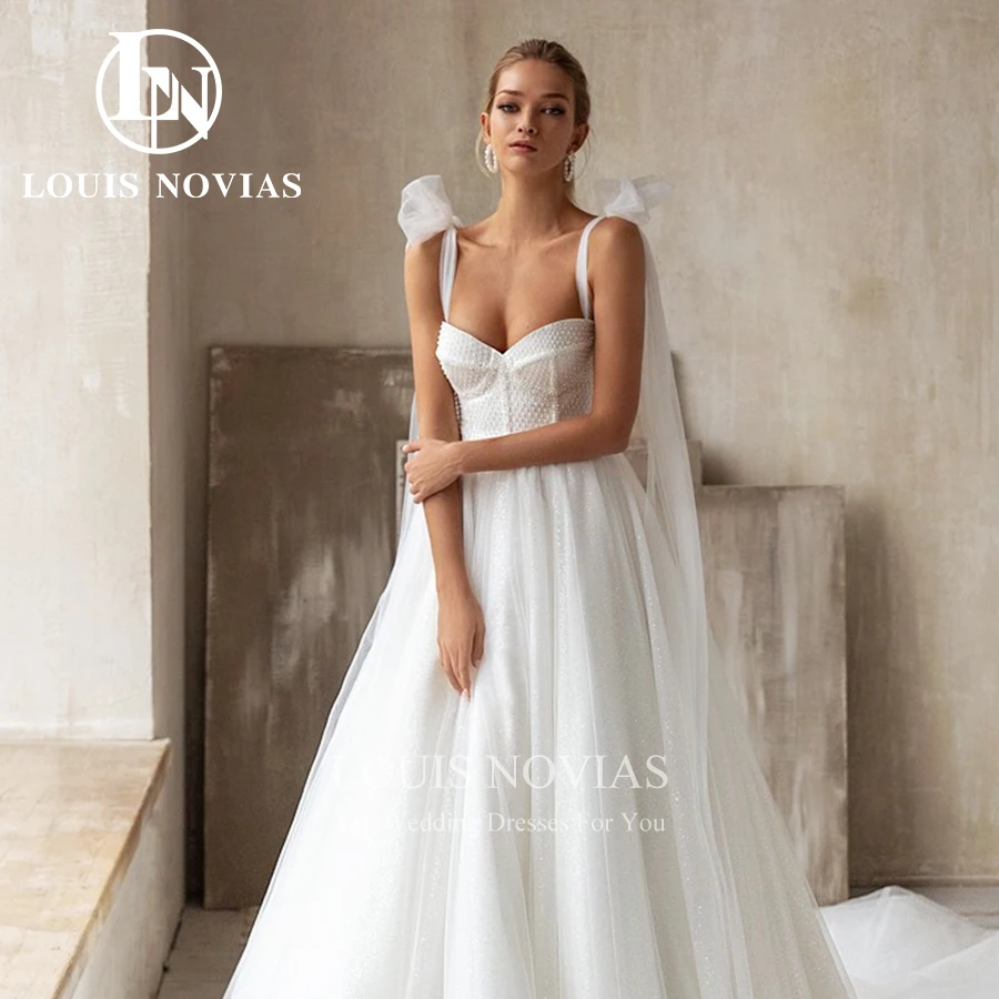 LOUIS NOVIAS Lace Wedding Dress Sexy Delicate Crystal Sweetheart Shining Tulle Flowy A-Line Wedding Gown Fairy Vestidos De Novia