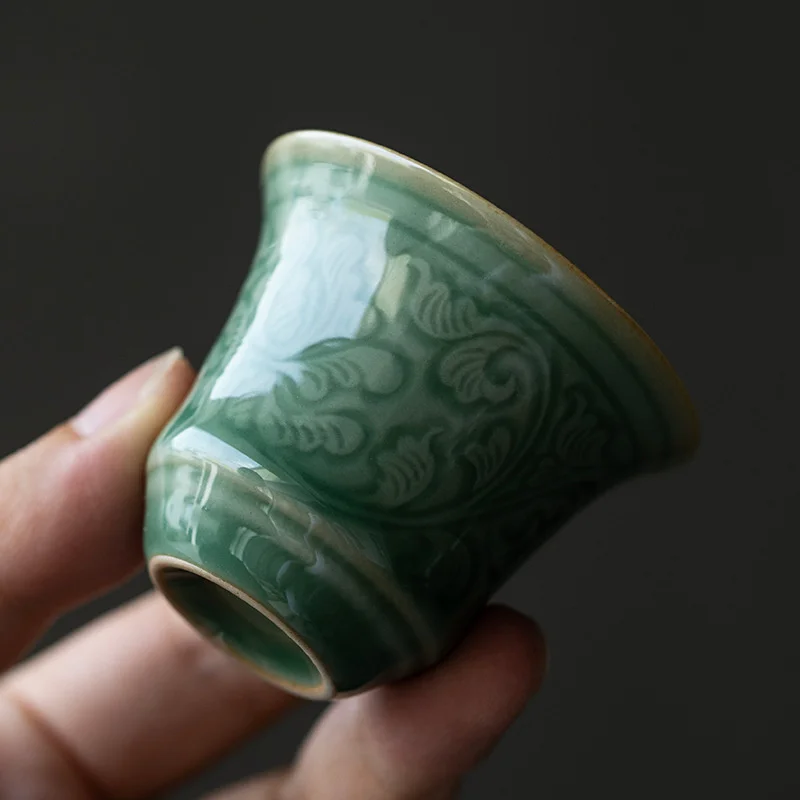 2pc/Set30ml Yue Kiln Celadon Tea Cup Embossed Tangled Lotus Ceramic Tea Cup Single Master Cup Household Trumpet Kung Fu Tea Set