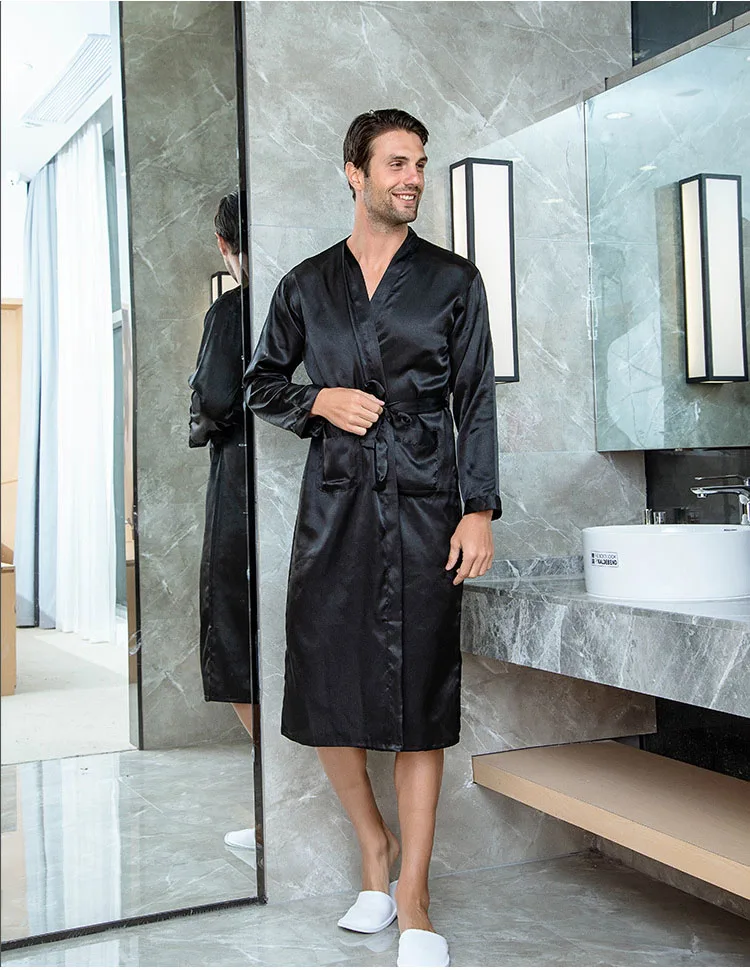 Solid Black Groomsman Robe Men Silk Satin Robe Summer Casual Sleepwear V-Neck Kimono Yukata Bathrobe Gown Size S M L XL XXL