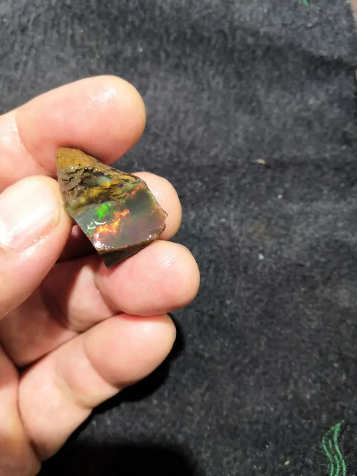 60-100ct Natural Raw Ethiopian Opal  Stone specimen -1pc