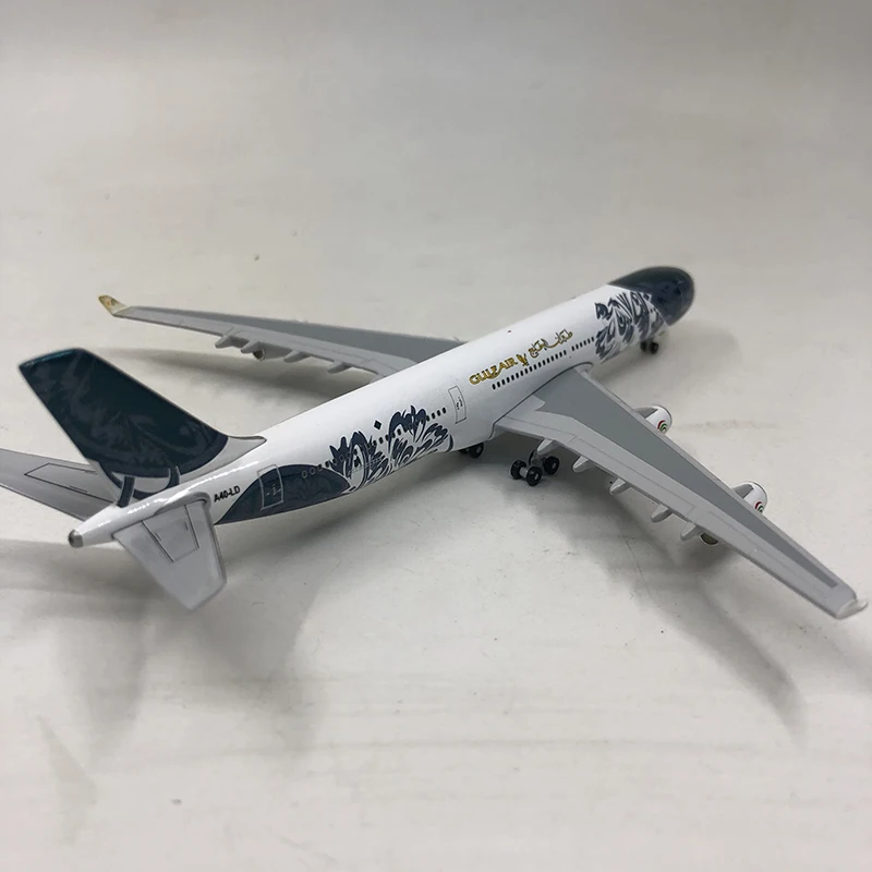 

1:400 GULF AIR Airways Airlines A340-300 Plane Model Alloy Airplane Aircraft Plane Collectible Display Model Collection