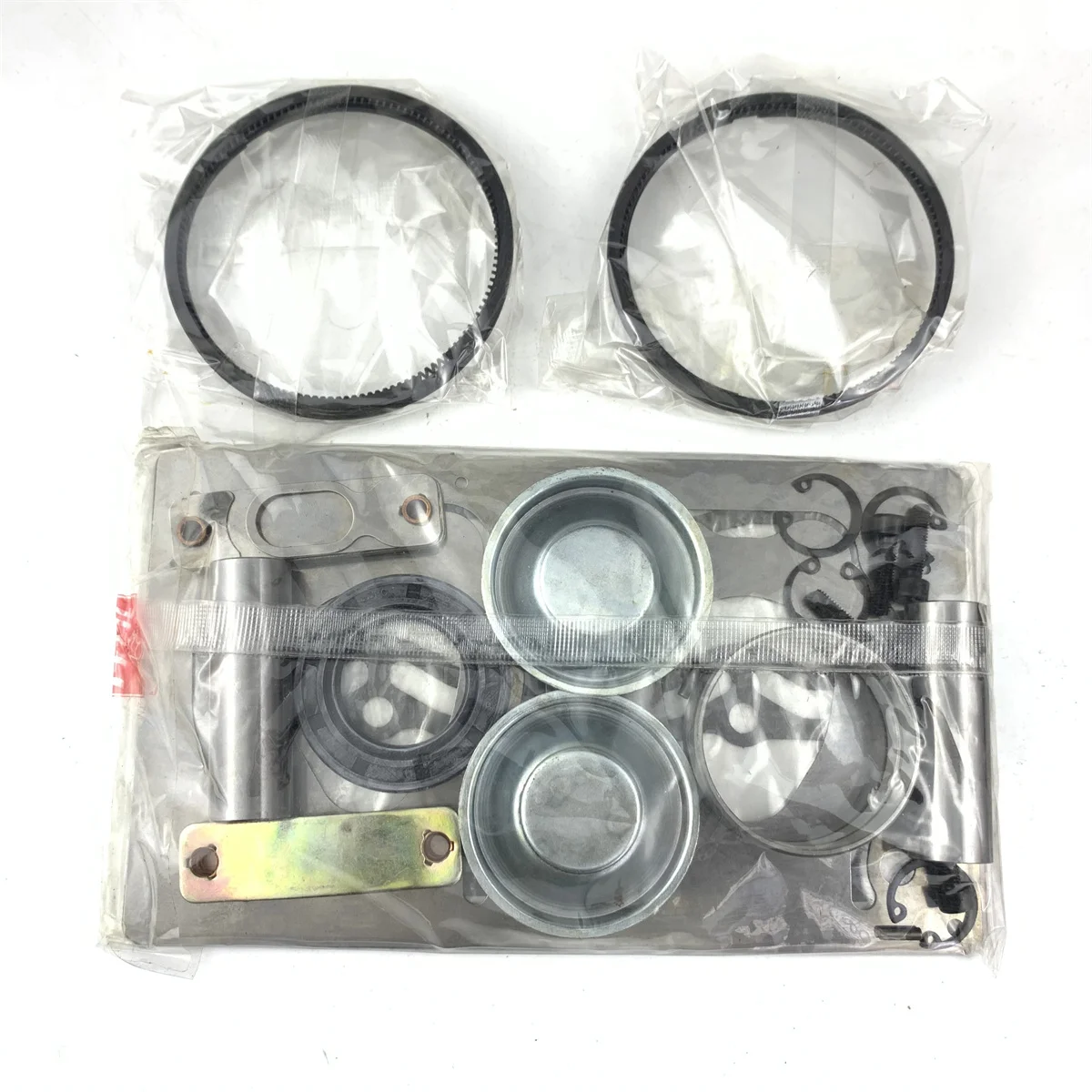 Sinotruk Howo double-cylinder air compressor repair kit A7 air pump overhaul kit VG1560130008