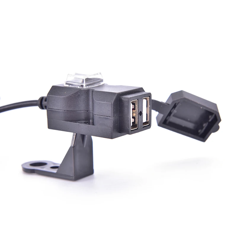 Vendita calda 1pc caricatore universale per moto USB caricabatterie impermeabile 12V adattatore per telefono