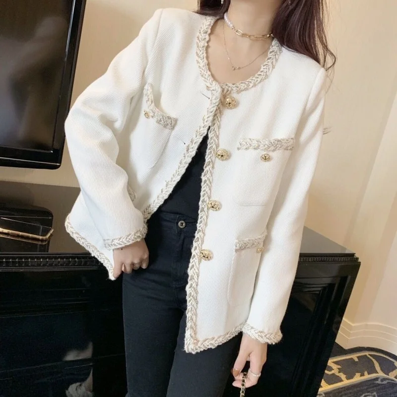 Style Korean Office Lady Short Slim White Tweed Jacket Weave Design Single Breasted O-Neck Pockets Button Vintage Womens Coat