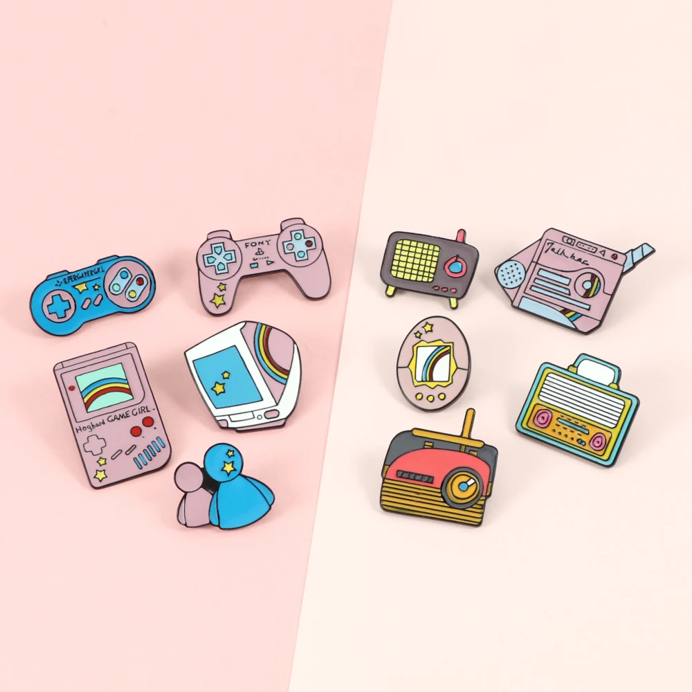 Handheld Game Console Brooches Lapel Pin Bag Pink Blue Game Radio Robot Gamepad Computer Badge Jewelry Gifts For Kids Friends