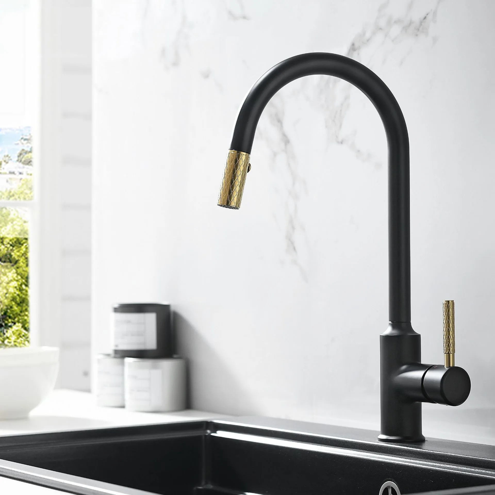 Brass kitchen faucet with Dual mode spray black top quality pull out kitchen faucet cold hot water mixer faucet