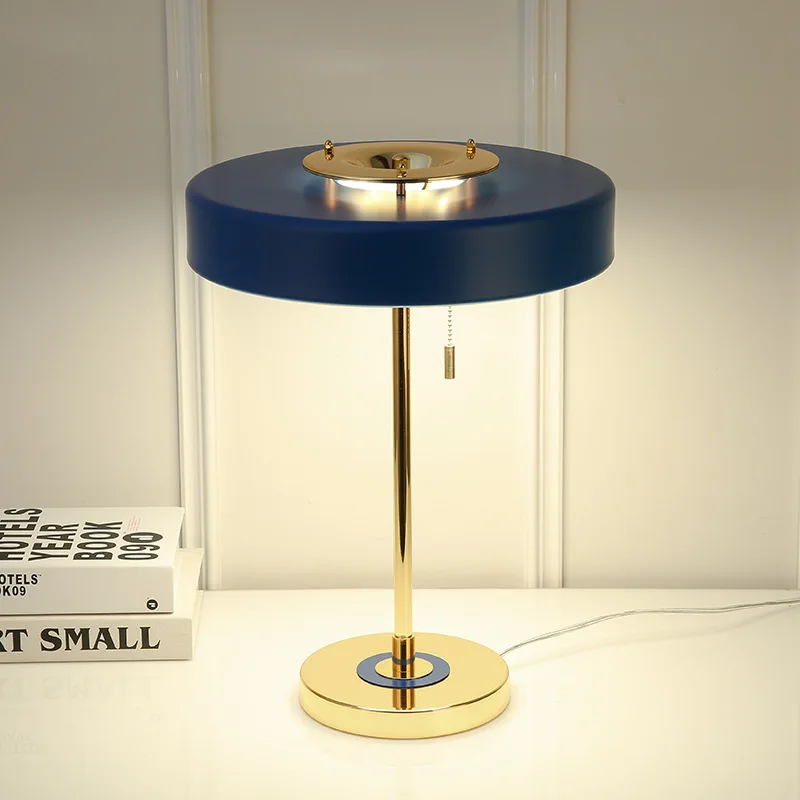 Lámpara de mesa negra nórdica, luz moderna, lámparas de escritorio de lujo para dormitorio, mesita de noche, sala de estar, estudio, decoración del