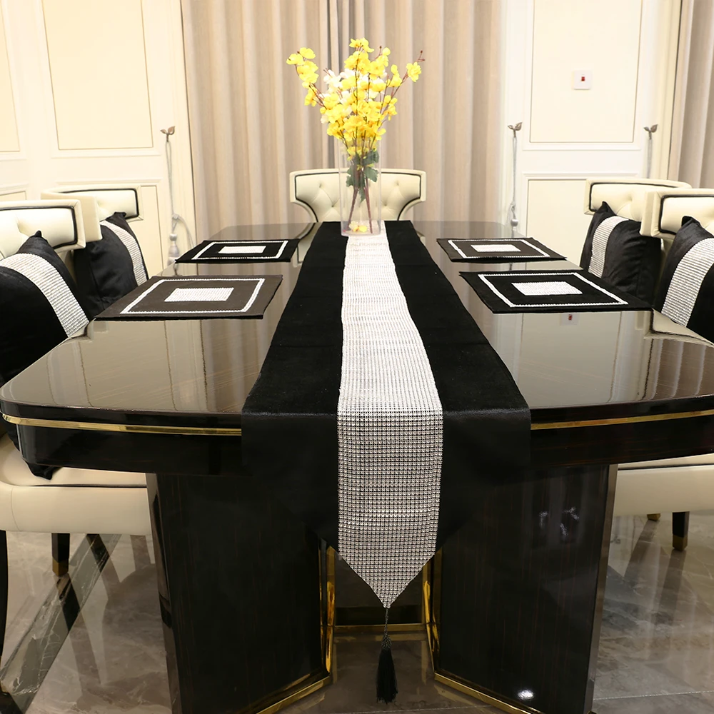 Modern Rhinestones Black Table Runner Pillowcase Napkin Table Runner Luxurious Faux Soft Home Wedding Tablecloth Decor