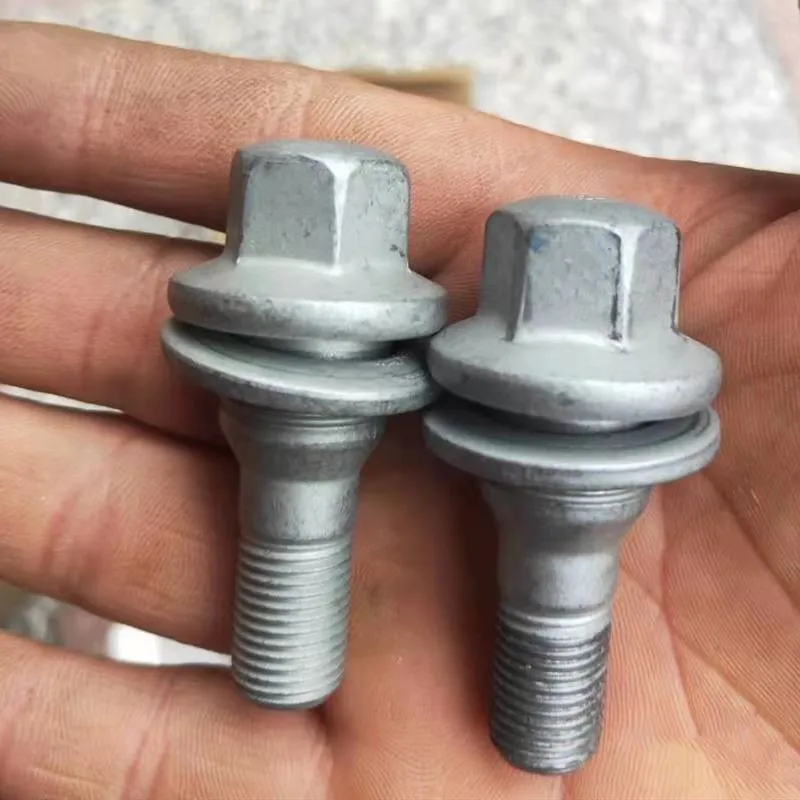 Suitable for Peugeot 206 207 307 308 407 607CC SW 3008 RCZ Citroen DS C4 C5 C6 wheel bolts wheel hub screws 540567 Tire screw