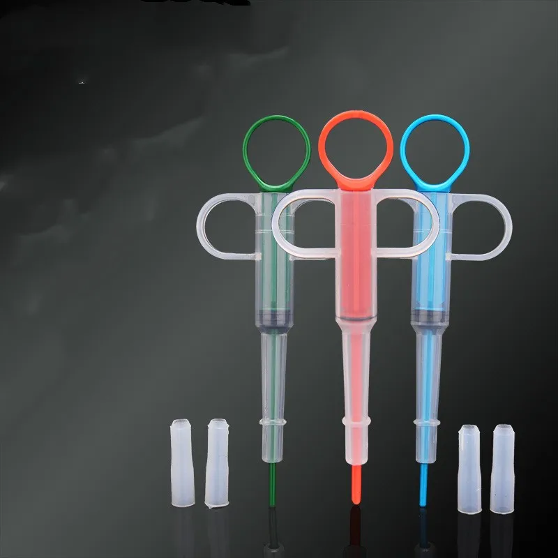 Шприц для собак и кошек в виде таблетки