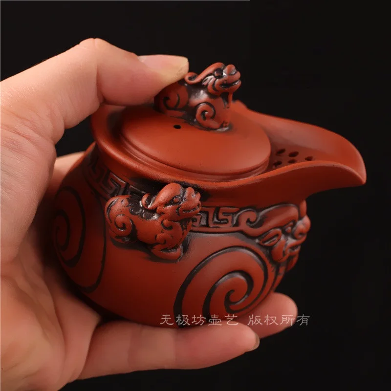 Authentic hand holding pot red sand pot four foot antique single pot, one person making tea pot, auspicious cup, 160ml