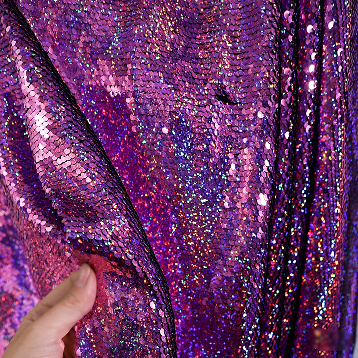 Crystal purple two-tone metal texture small fish scale sequin fabric high-end net yarn clothing designer fashion fabric X0882