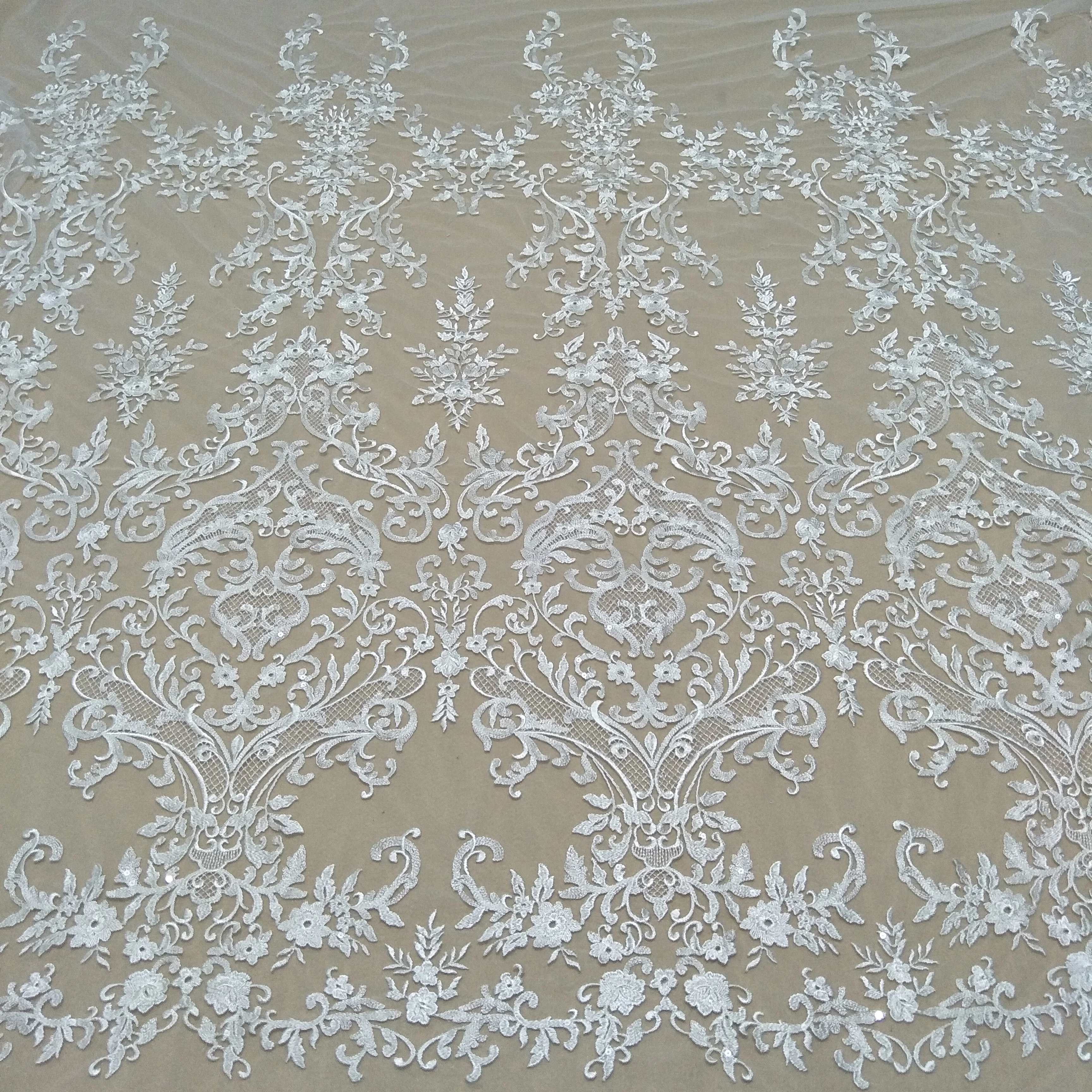 fashion sequins lace fabric wedding gown lace fabric 130cm width lace fabric sell by yard