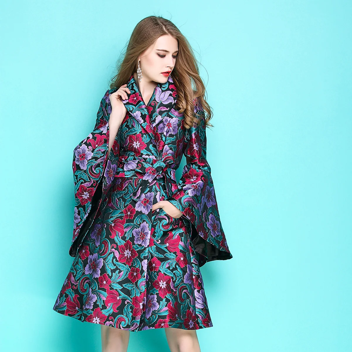 

Women Flower Embroidery Jacquard Skirt Trench Autumn Baroque Style Flare Sleeve Belted Ball 2023 Long Trench Coat Plus Size