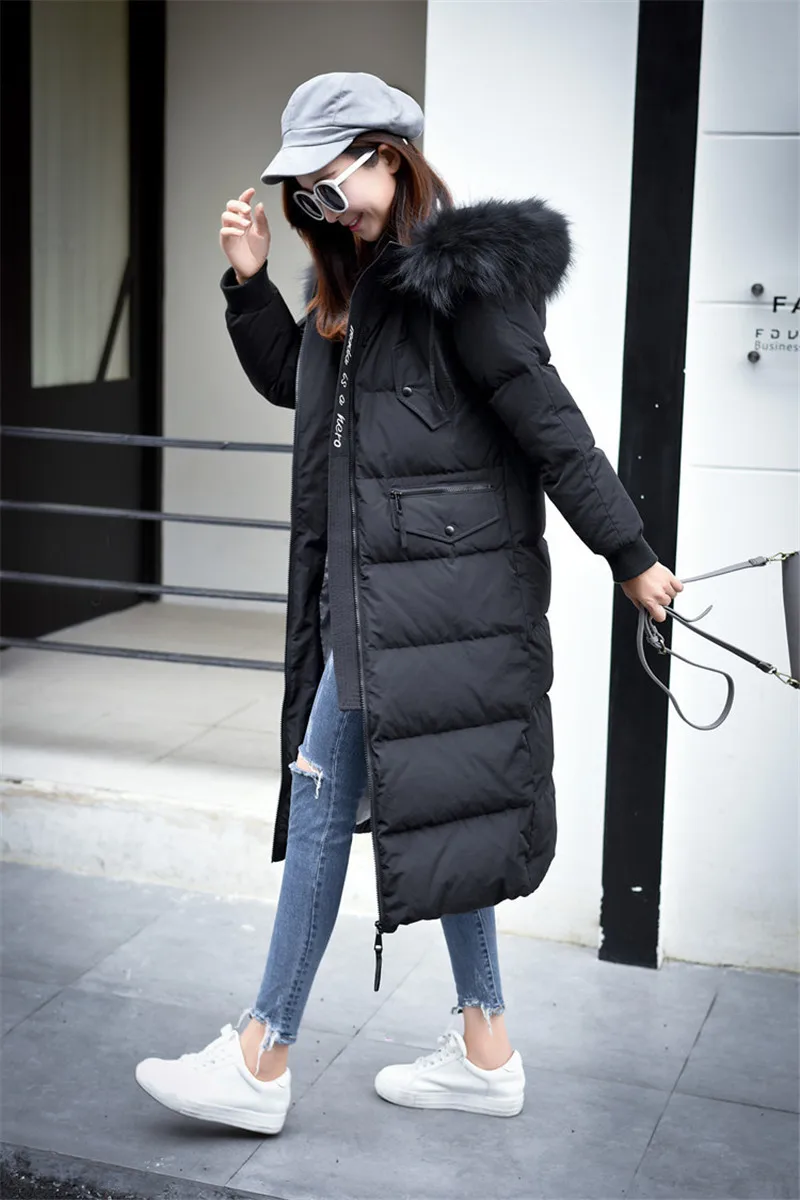 Piumini d'anatra bianchi da donna con collo in vera pelliccia di procione Maxi taglia 5XL cappotto femminile giacca invernale da donna Parka spesso WXF503