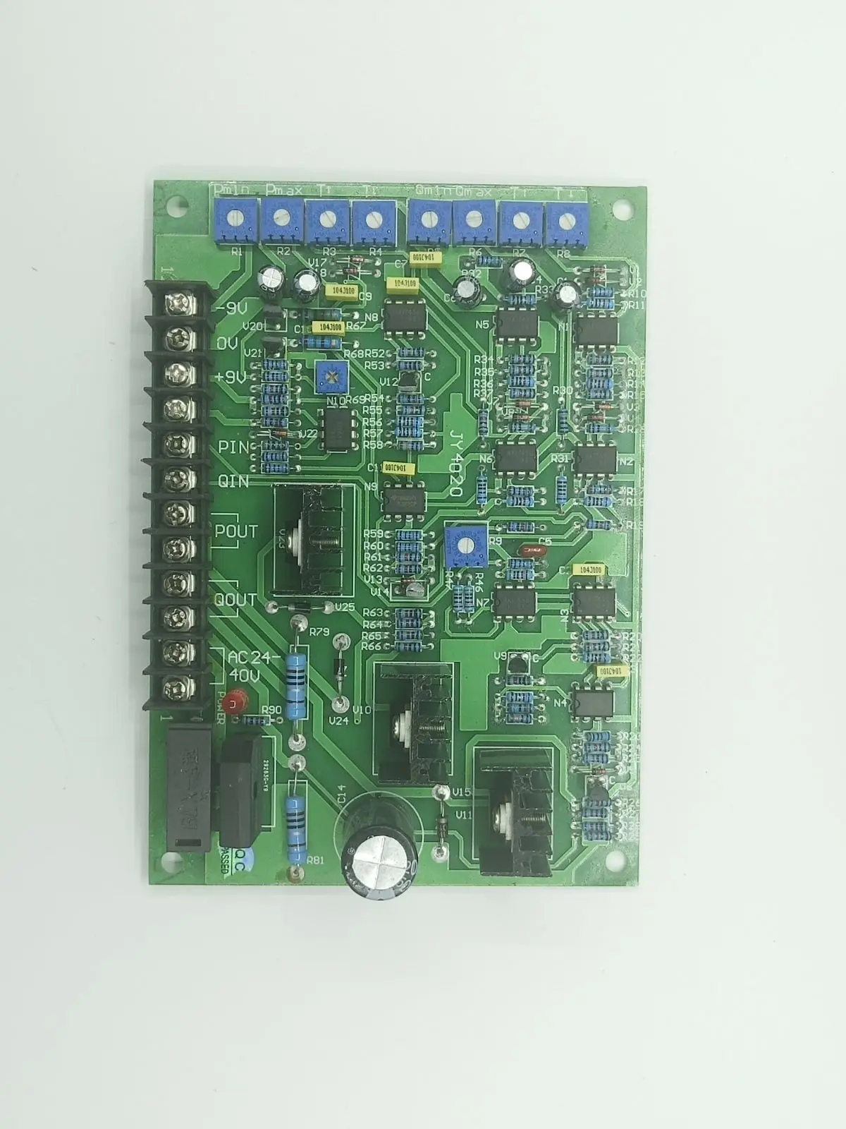 مكبس هيدروليكي JY4020 ، لوحة نسبية مزدوجة ، وحدة تحكم في الحلقة المفتوحة ، صمام تدفق الضغط ، مكبر للصوت