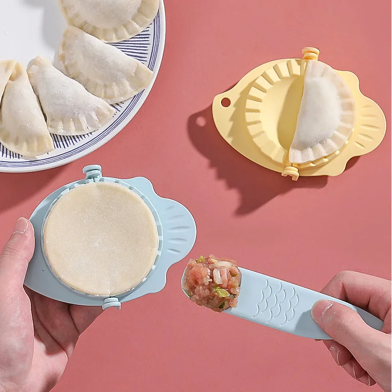 New DIY Dumplings Maker Tool Wheat Straw Jiaozi Pierogi Mold Dumpling Mold Clips Spoon Baking Molds Pastry Kitchen Accessories