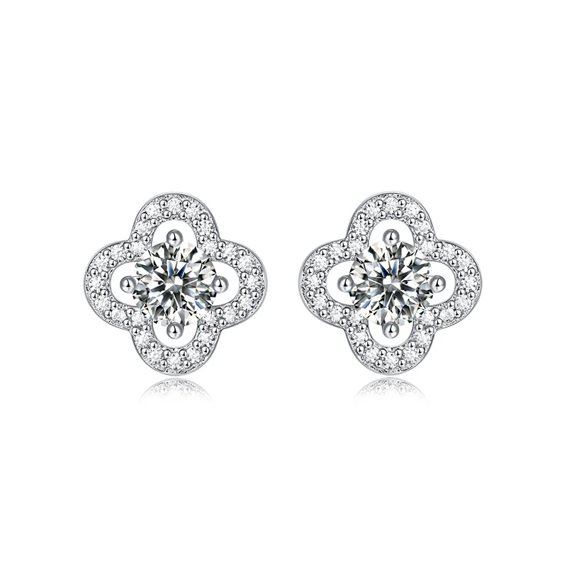 

Classic 925 Silver 0.5 Ct D Color Moissanite Clover Earrings for Women Fine Jewelry Gra Moissanite Flower Stud Earrings Gift