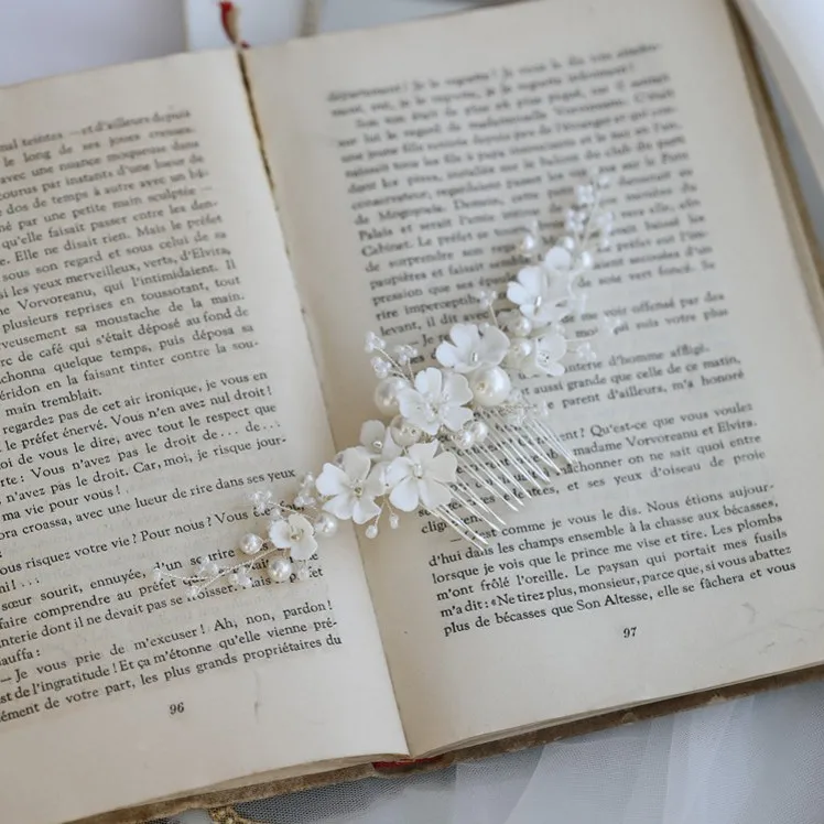 White Porcelain Flower Bridal Comb Hair Piece Pearls Wedding Jewelry Handmade Women Headpiece Hair Ornament