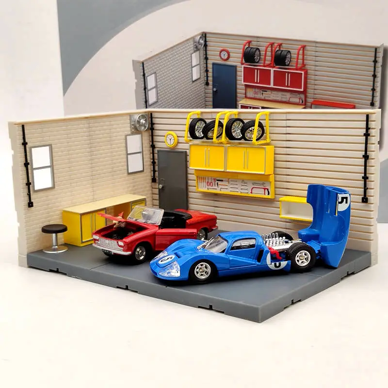 1/2/4 PCS 1:43 Scale Aurora Garage Diorama Scene Model (not include model cars)