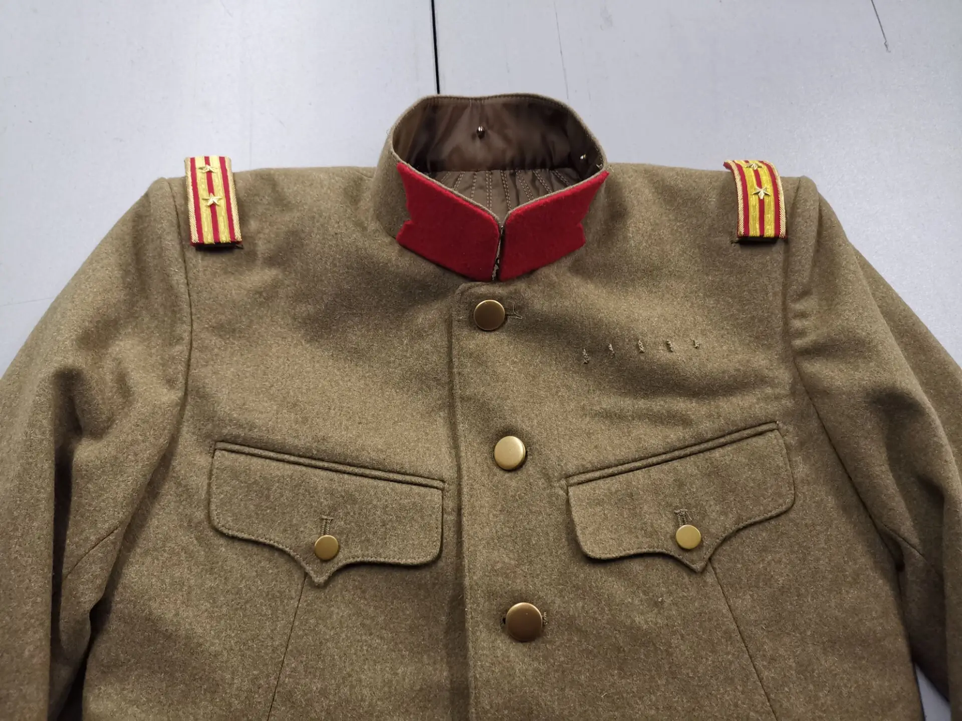 JP Four or five uniforms wool Tailor-made