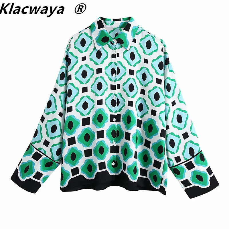 Klacwaya Women 2021 Fashion Geometric Print Loose Blouses Vintage Long Sleeve Button-Up Female Shirts Blusa Chic Tops