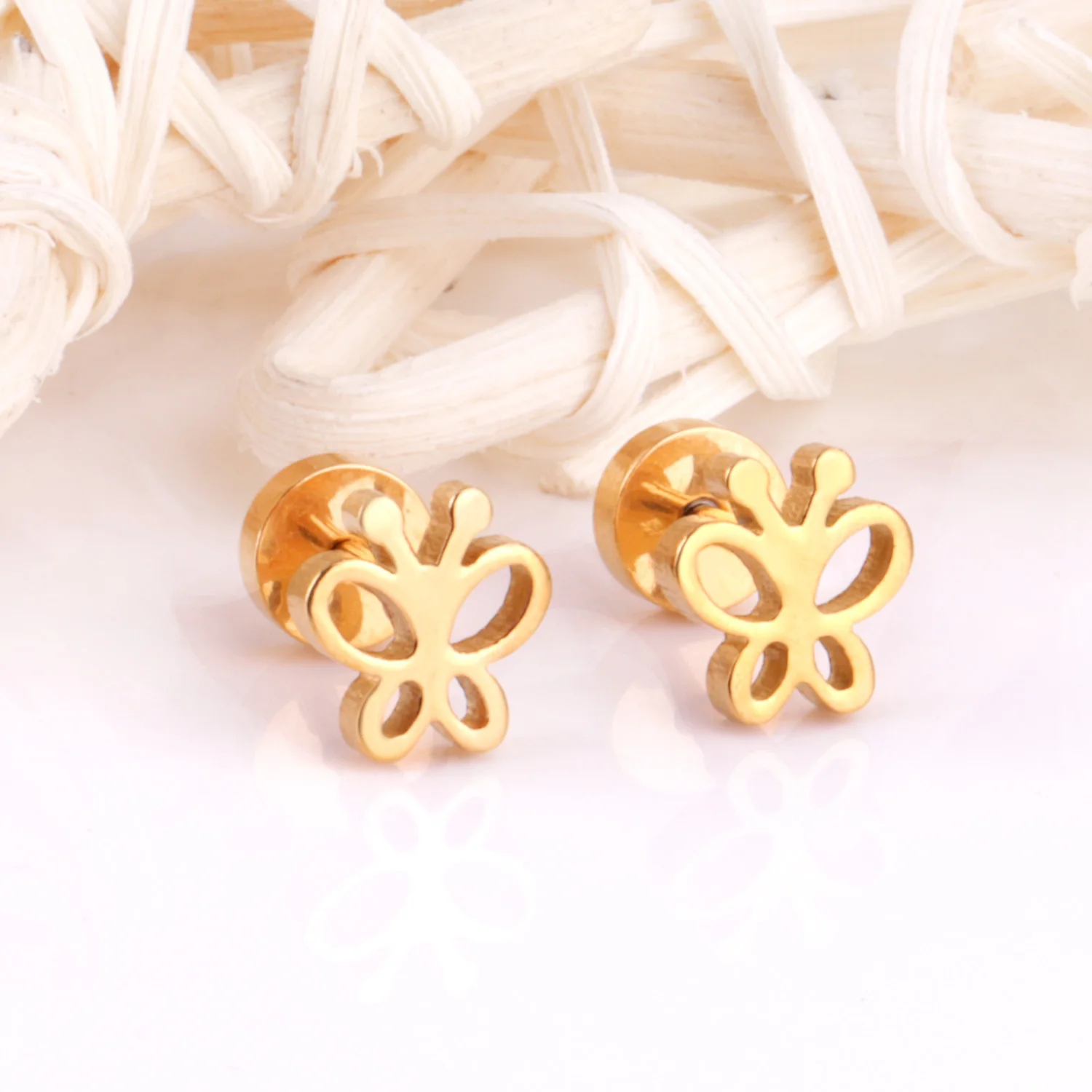 LUXUSTEEL Cute Press Screw Back Butterfly Earrings 2020 Brinco pendientes Stainless Steel Nickel Free Earring Accessories Party