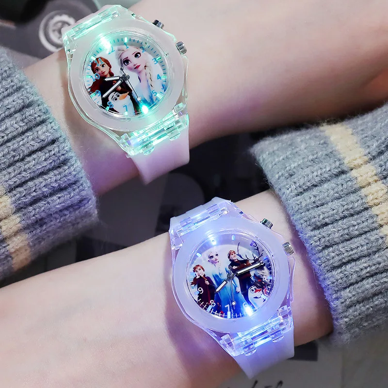 Jam Tangan Anak-anak Perempuan Disney Jam Tangan Anak-anak Jam Tangan Anak-anak Putri Frozen Aisha Sophia Bercahaya Lampu LED Siswa Warna-warni Jam Wanita