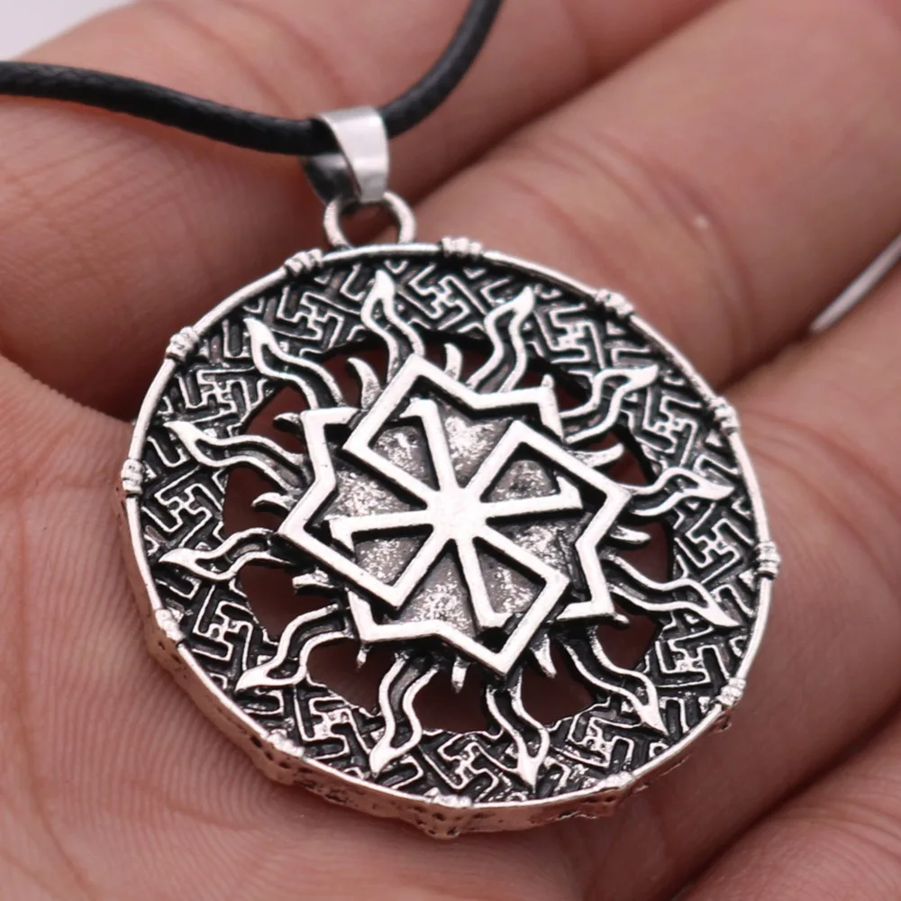 Nostalhia New Wheel Black Sun Kolovrat Slavic Necklace Pendants Norse Viking Symbol Amulet and Talisman Men Vintage Jewelry