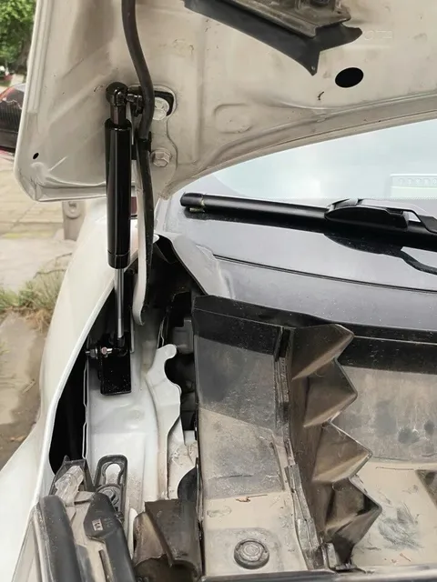 Amortyzatory gazowe maski przedniej, wsporniki podnoszenia, akcesoria z włókna węglowego, amortyzatory do Toyota C-HR CHR 2016-2022