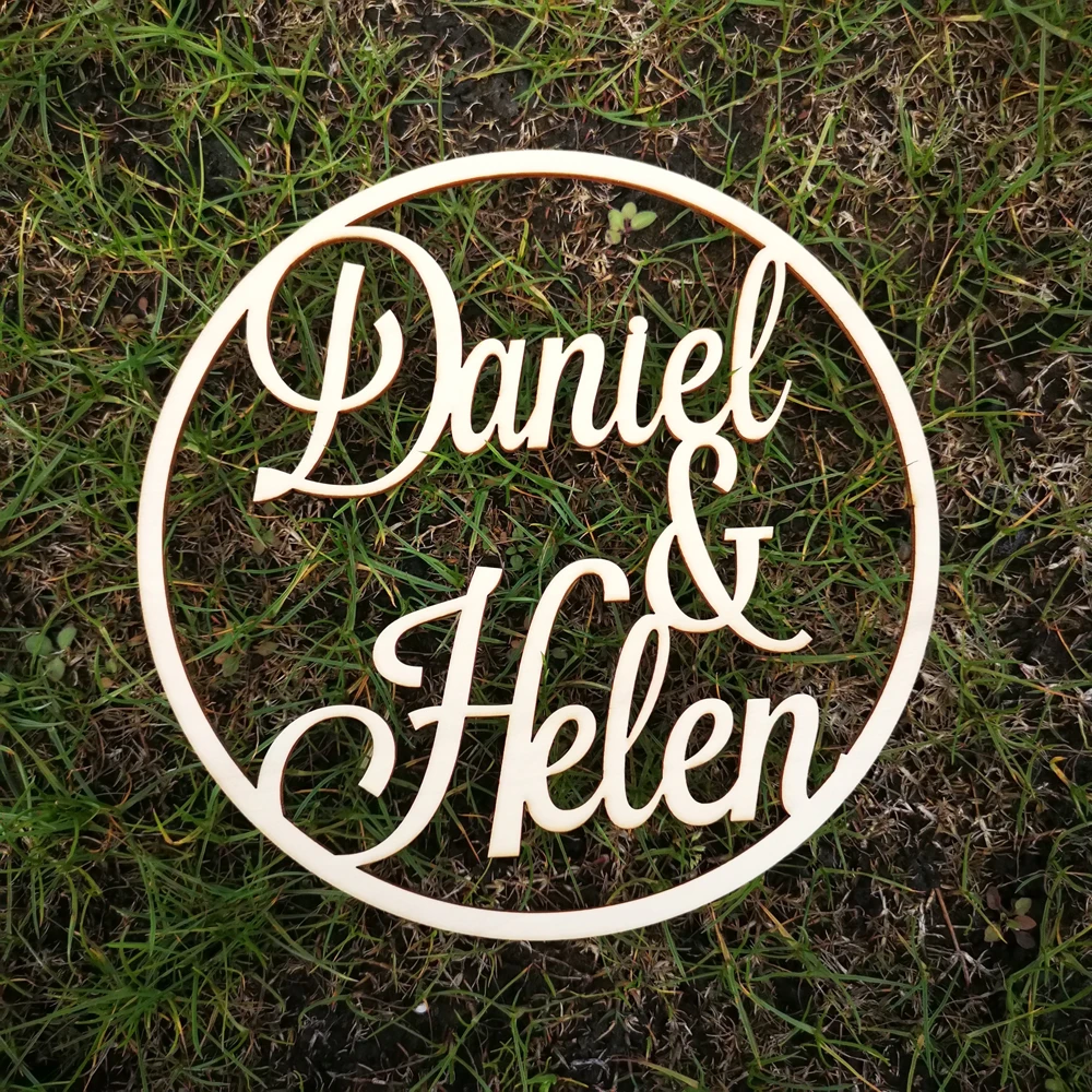 Decoração de madeira com nome cortado a laser de casamento personalizado, decoração de recepção, argola de sinal de casamento, sinal de parede de adereço fotográfico
