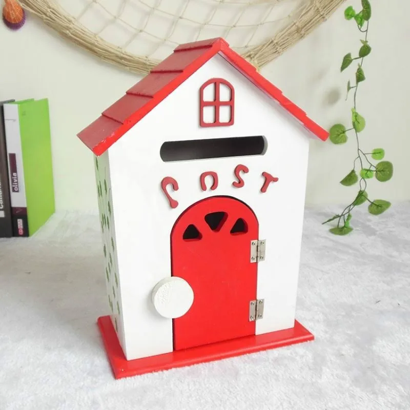 Handcraft Wood Outdoor Mailbox Gardening Wooden Upright Key Lock Home Decor Decoration mini garden accessories