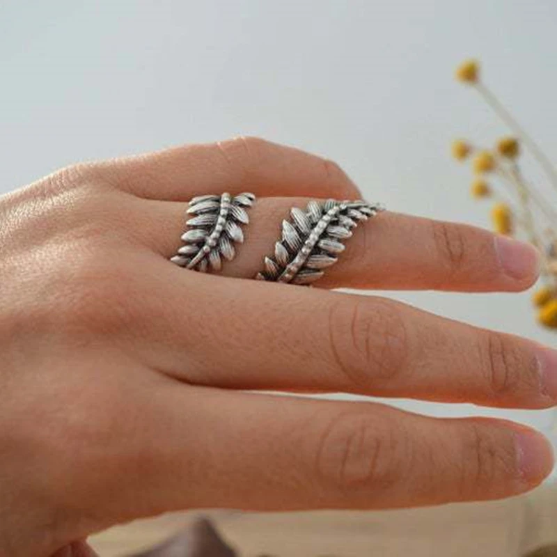 Retro Fashion Leaves Surround Opening Adjustable  Accessories Ring  Tourism Memorial High Quality Jewelry