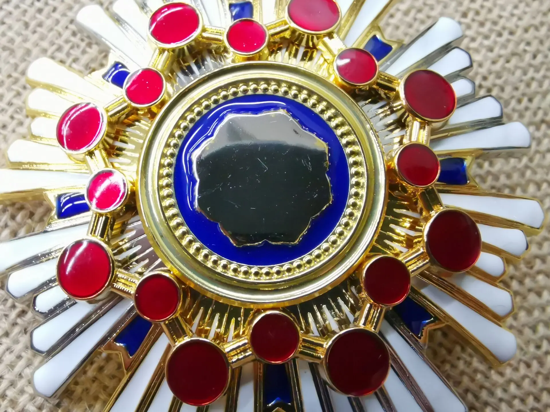 

EMD JP Orders of Sacred Treasure