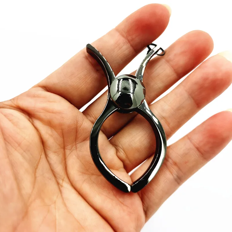 Zinc Alloy Material Metal Gloves Clip with chain Golden and Silver