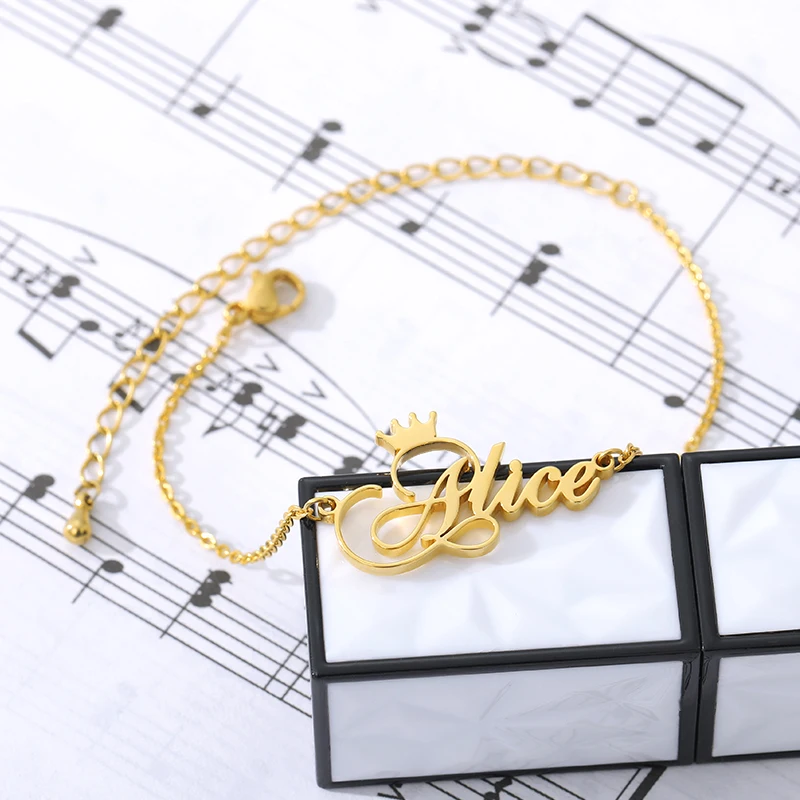 Customized Art Style Crown Name Bracelet Charm Jewelry Stainless Steel  Chain Personalized Handmade Bracelet Femme Pulseras