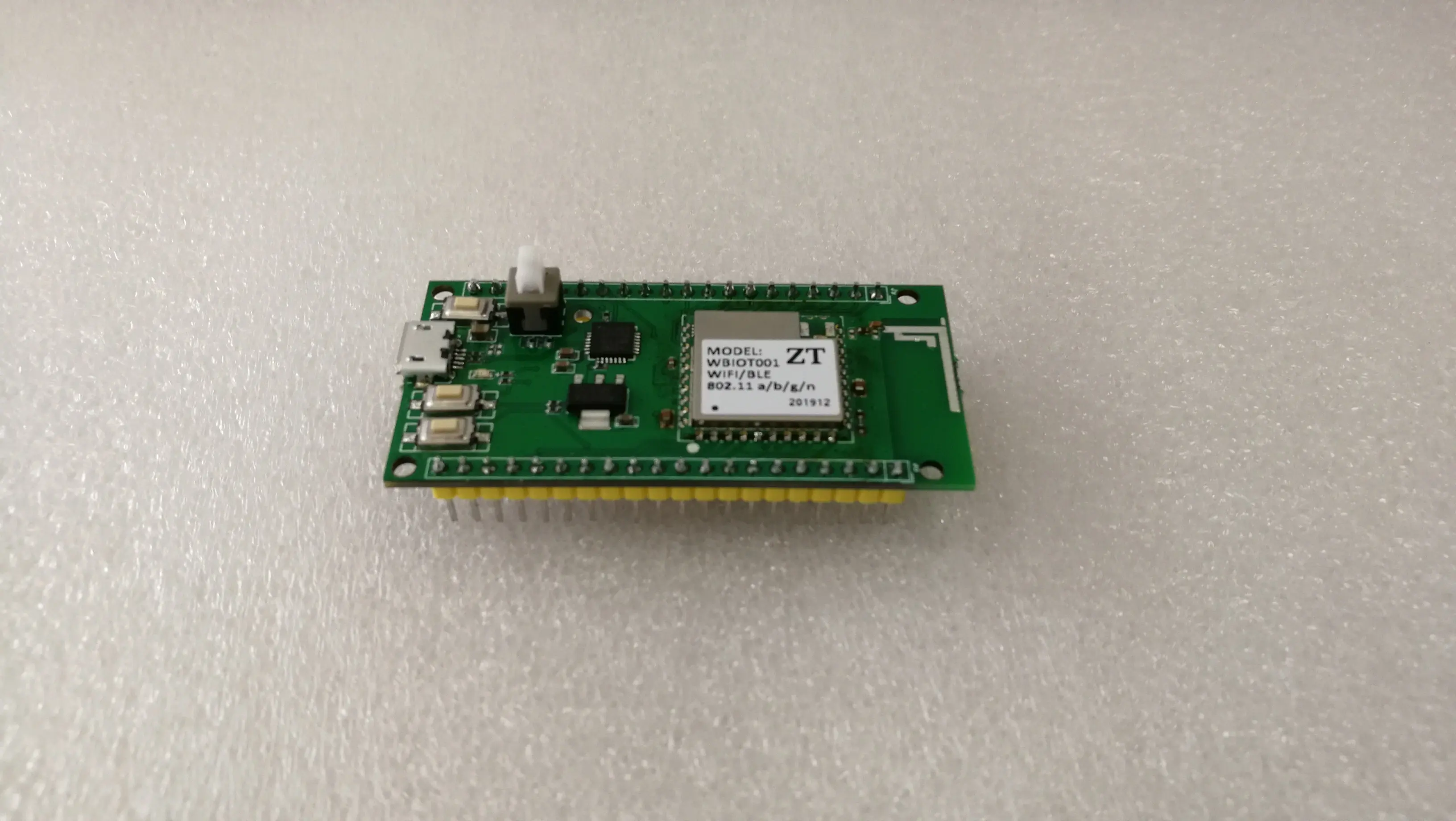 وحدة واي فاي ذات شريط مزدوج 2.4g/5g + Ble إنترنت الأشياء مجموعة تطوير Wbiot00x