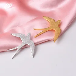 Fashionable Titanium Steel Small Swallow Brooch Metal Cute Pin Personality All-match Chest Ornament