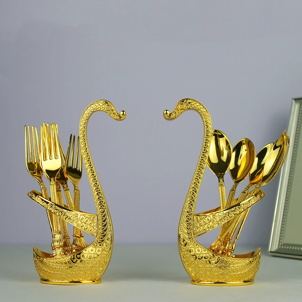 Swan Dinnerware European Style Gold Finish Metal Cake /Coffee Spoon Fork Set Tableware For Home Table Decor