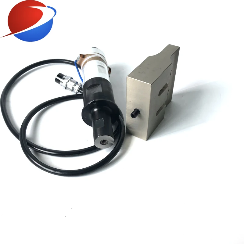 Power 2000W Ultrasonic Welding Transducer Booster Horn For Nonwoven Fabric N95 Face Mask Making Machine