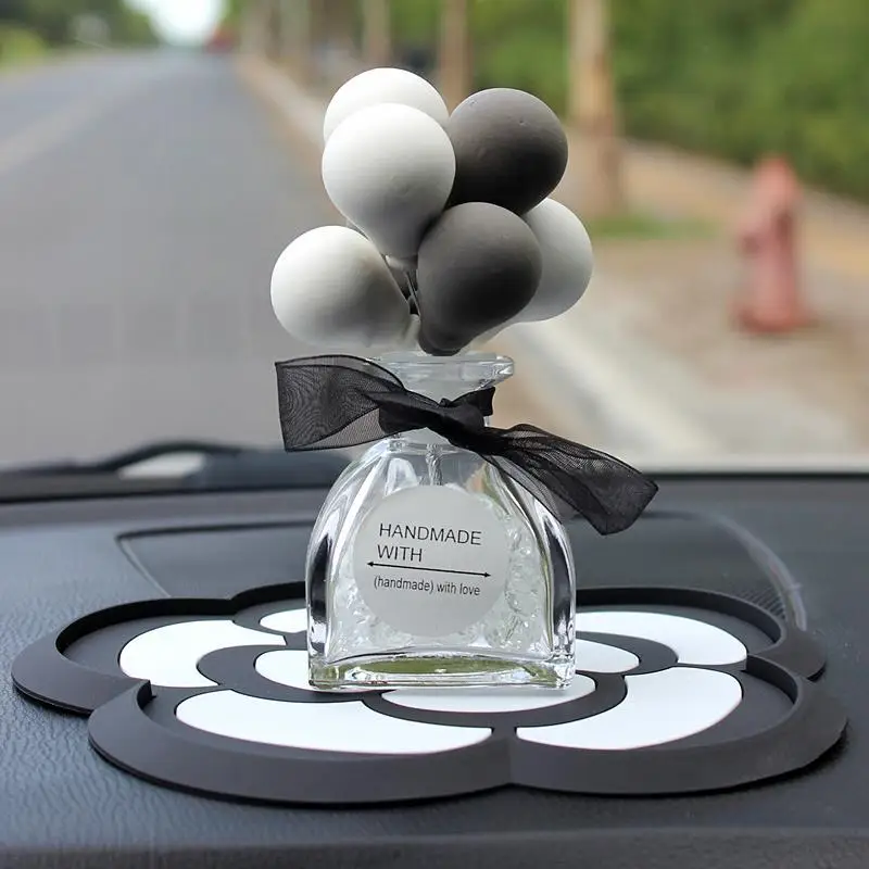 Car Interior Supplies Complete Collection Car Perfume Decoration High-End Car Interior Ornaments Cute Character Resins