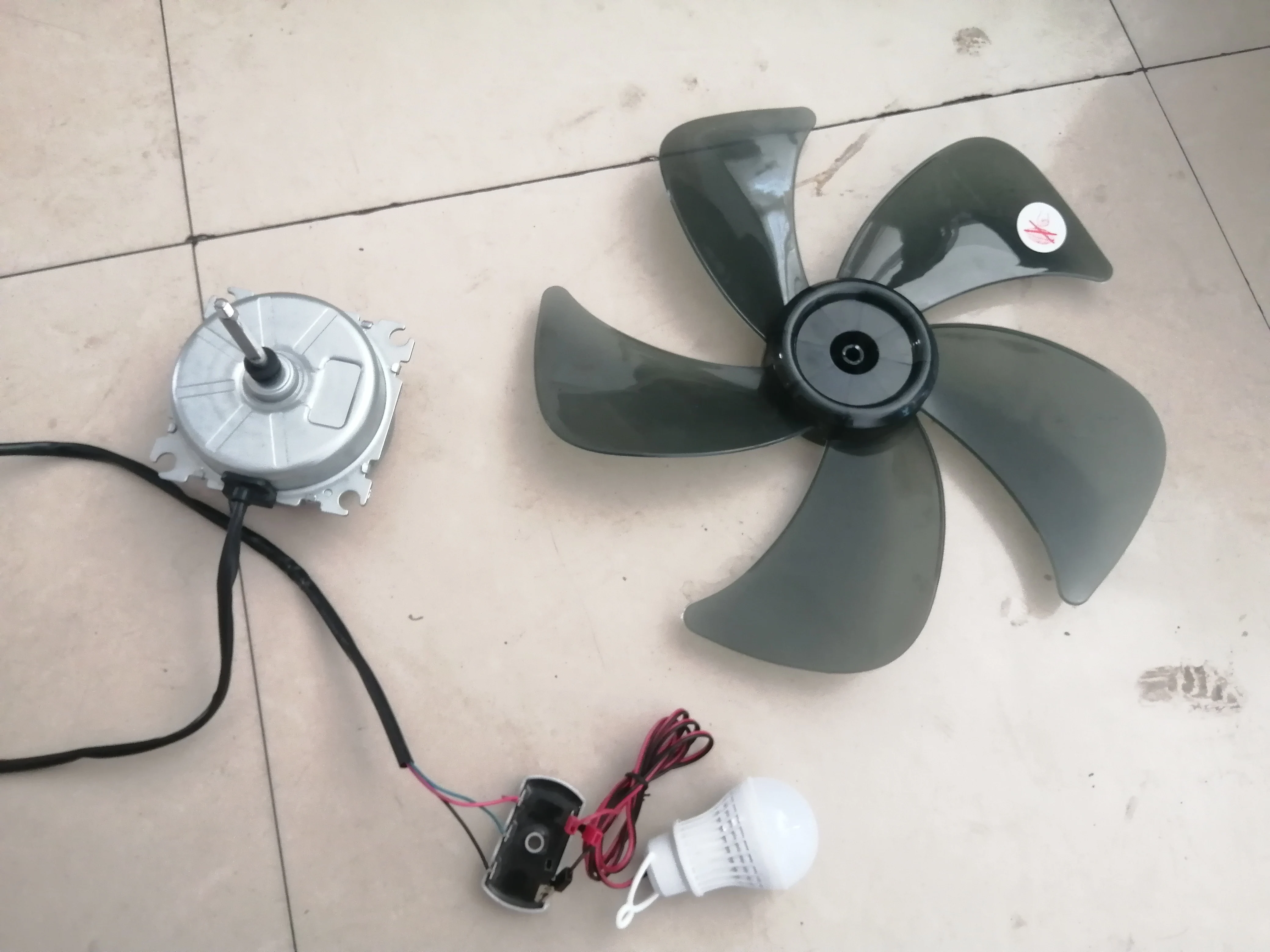 Low Speed Three-phase Permanent Magnet Brushless AC Brushless Wind Turbine Ballast Manual Hydraulic Power 12V-300V