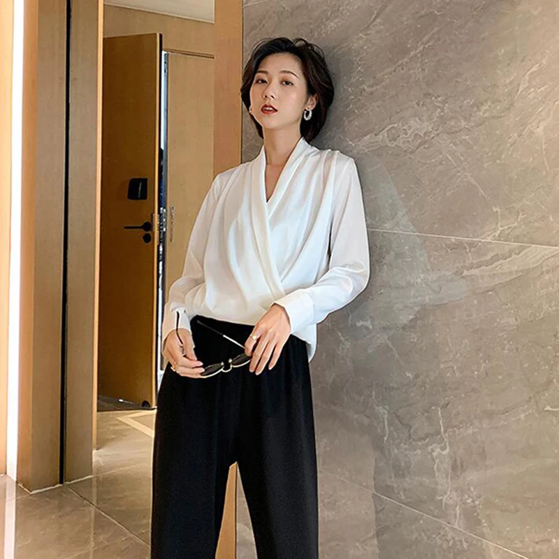 Autumn Spring French Silk Satin Shirts Women Sexy V-neck Long Sleeve Fashion Women Shirt Lady Office Blouses Female Loose 2022