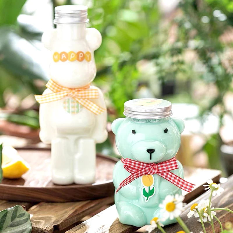 

10pcs Creative cartoon PET plastic transparent packaging bubble tea cup cute bear shape birthday party favors cold drink bottle