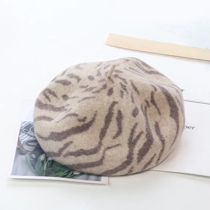 VISROVER 2020 New Cute Zabra 100% Wool Beret Solid Autumn Hat Winter Cap Spring top quality Beret Hat Rabbit Beret Wholesale