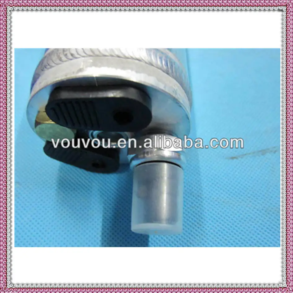 Car A/C liquid tank with switch for Mazda 323 family protege 5 Mazda premacy CP Haima 323 family III